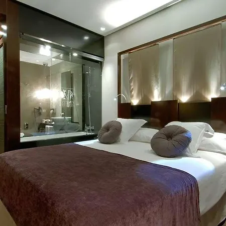 Отель Vincci Palace