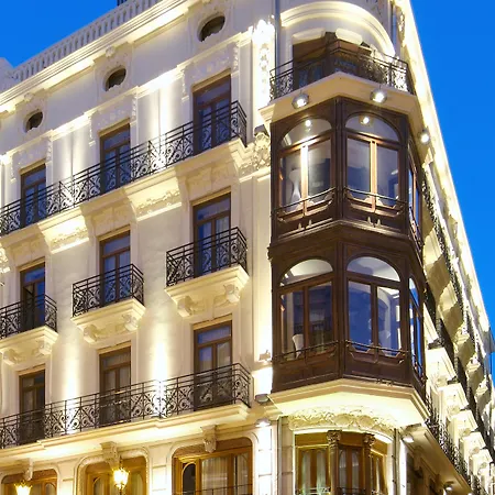 Vincci Palace Hotel 4*