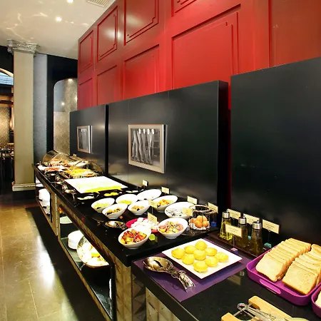 Vincci Palace מלון 4*