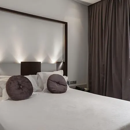 Vincci Palace מלון 4*