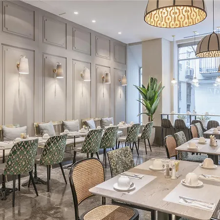 Vincci Palace Hotell