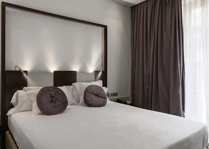 Vincci Palace Otel 4*