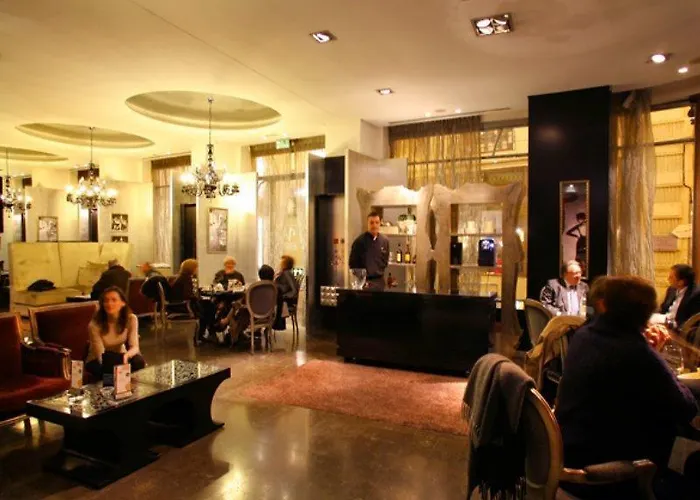 Vincci Palace Hotel 4*